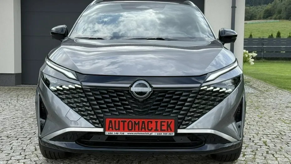 NISSAN Qashqai -