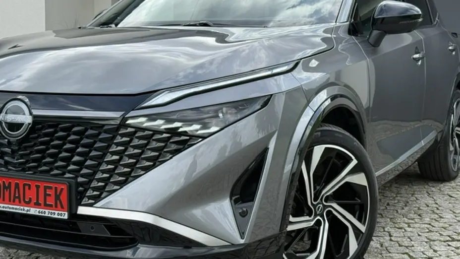 NISSAN Qashqai -