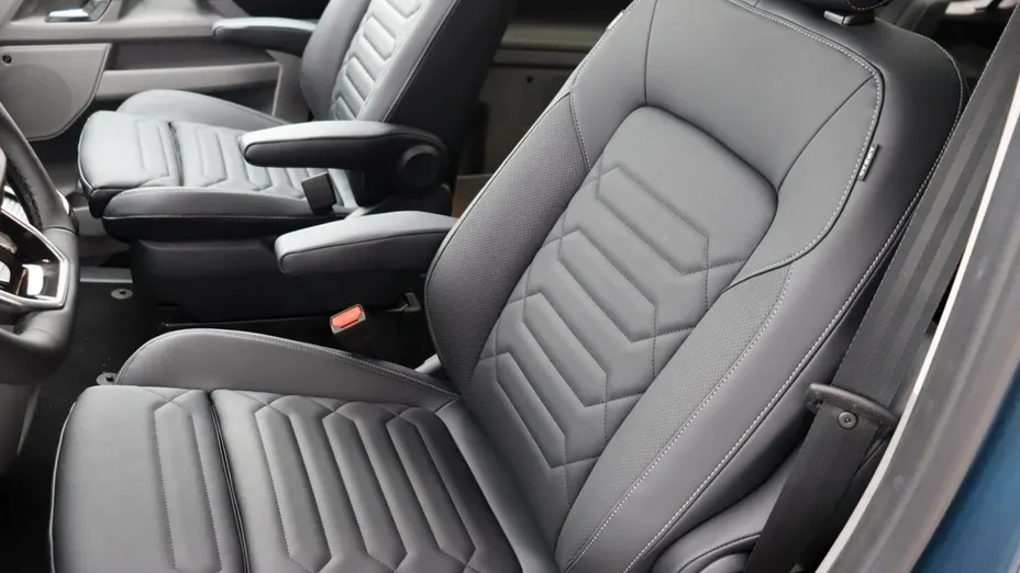 FORD Tourneo Custom -