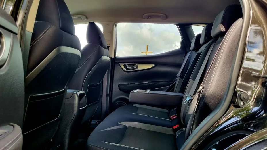 NISSAN Qashqai -