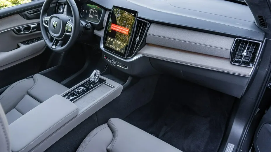 VOLVO XC90 -