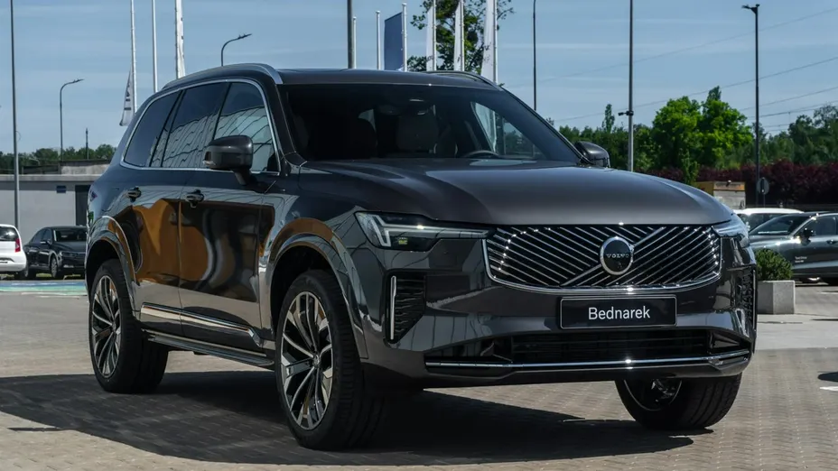 VOLVO XC90 -
