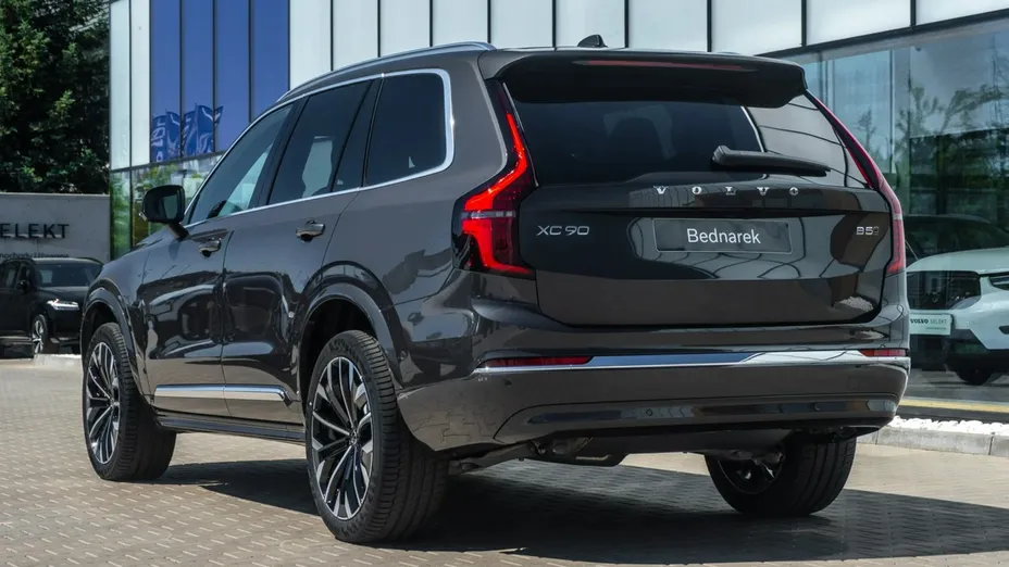 VOLVO XC90 -