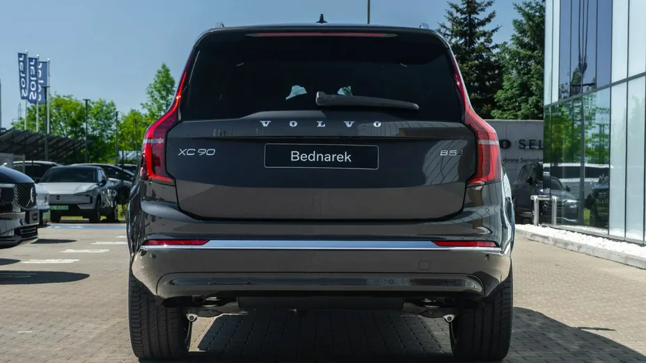 VOLVO XC90 -