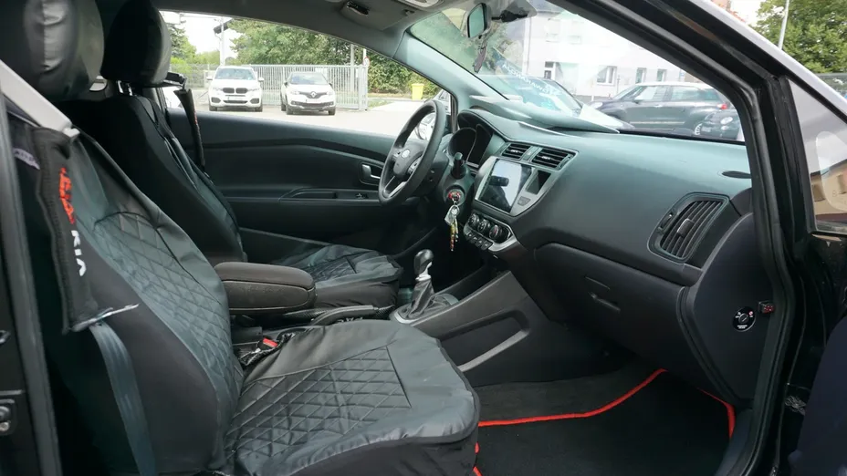 KIA Rio -