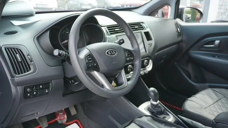 KIA Rio -