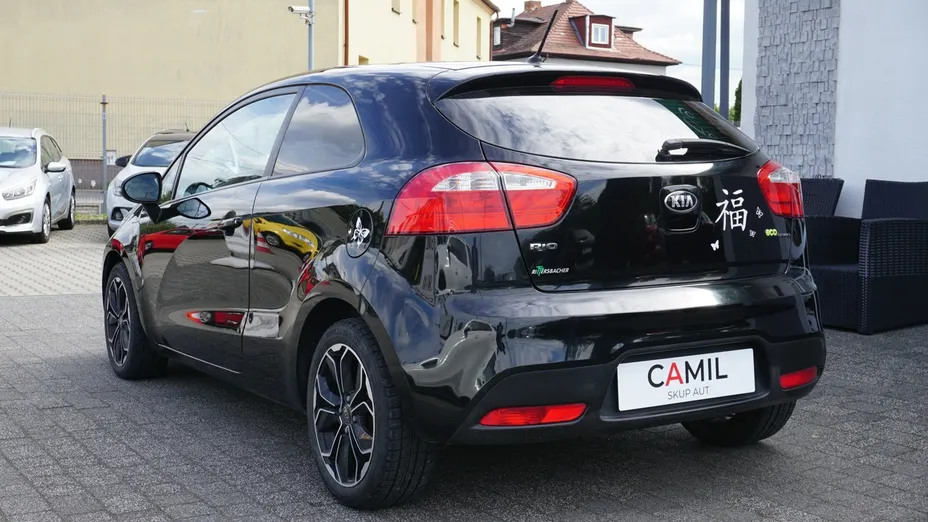 KIA Rio -