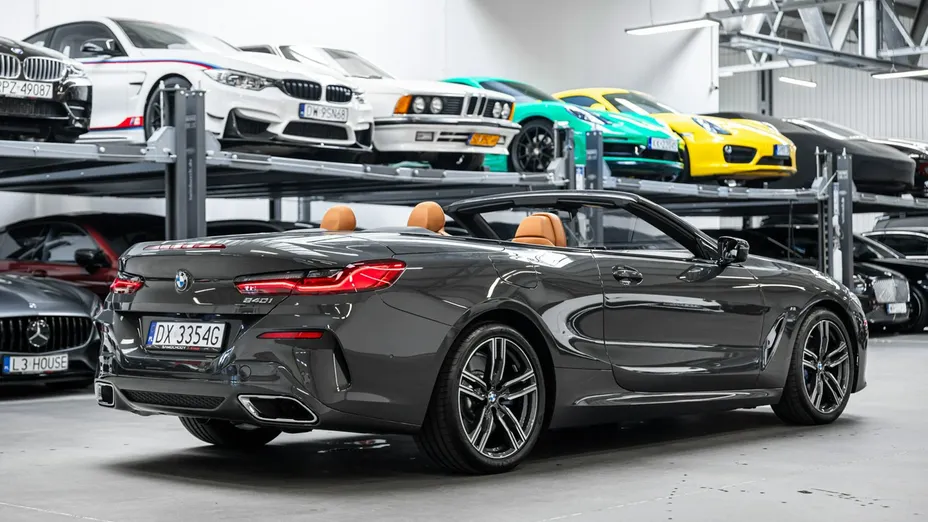 BMW Seria 8 -
