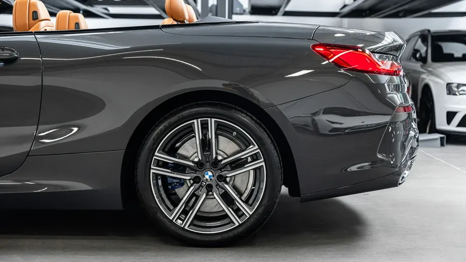 BMW Seria 8 -