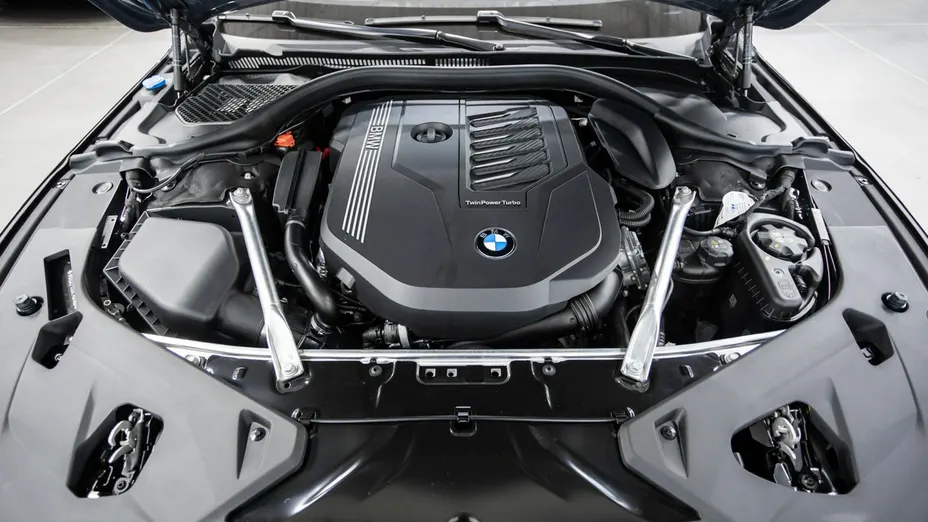 BMW Seria 8 -