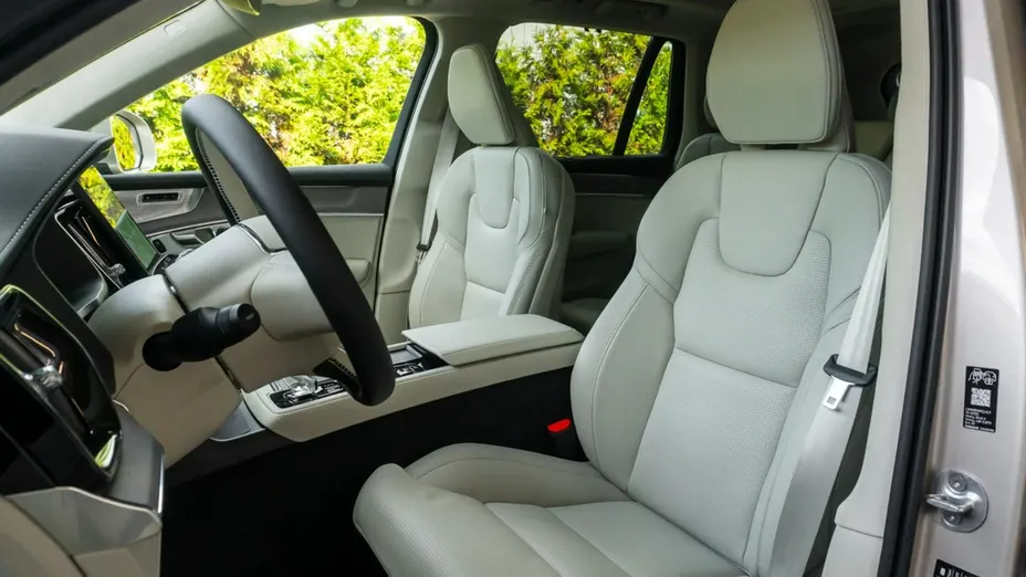 VOLVO XC90 -