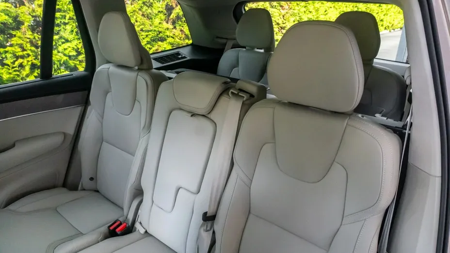 VOLVO XC90 -