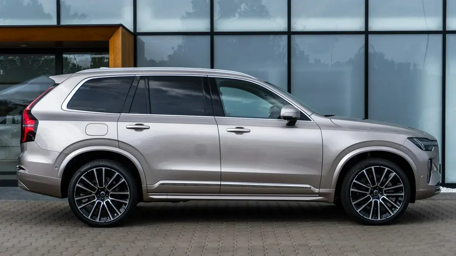 VOLVO XC90 -