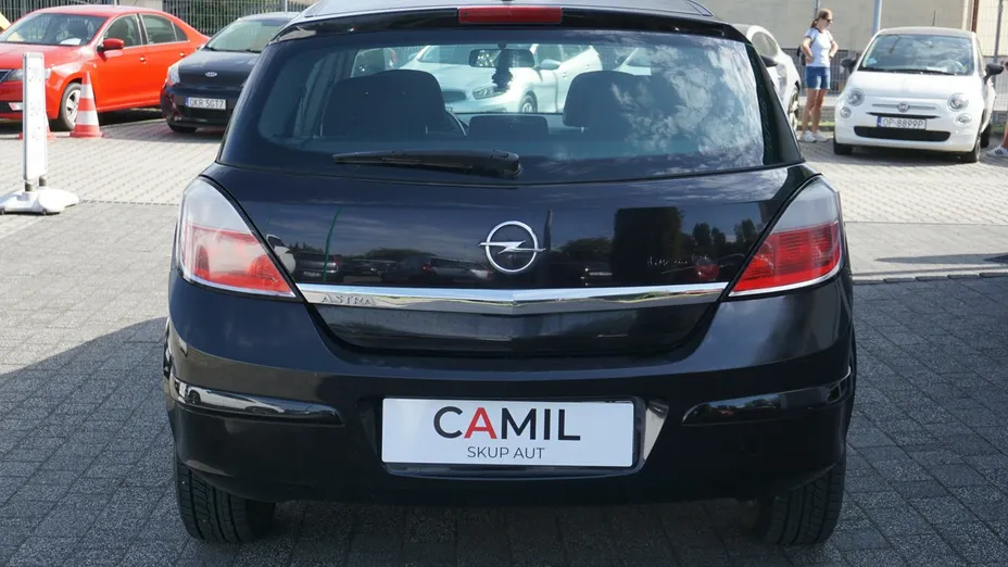 OPEL Astra -