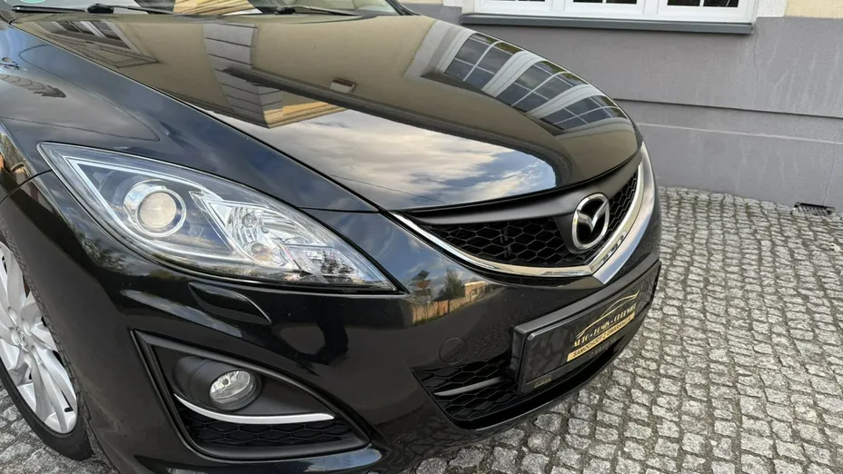 MAZDA 6 -