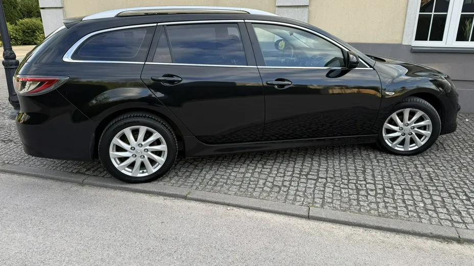 MAZDA 6 -