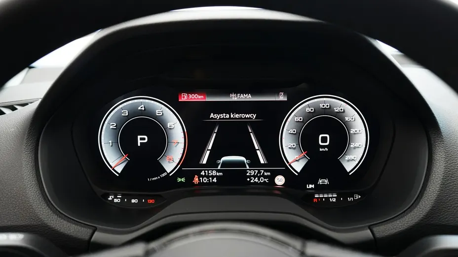AUDI Q2 -