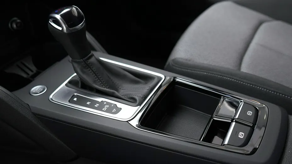 AUDI Q2 -