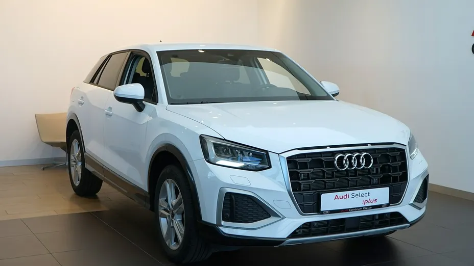 AUDI Q2 -