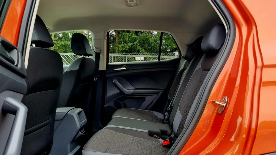 VOLKSWAGEN T-Cross -