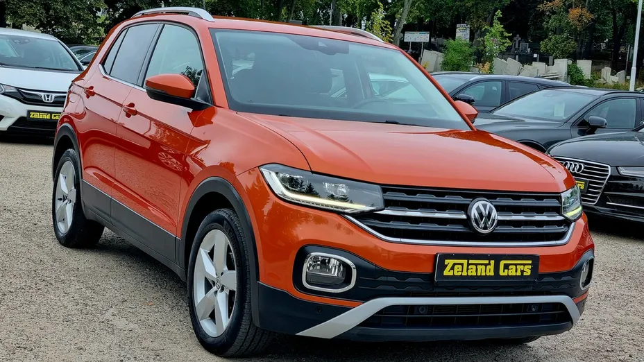 VOLKSWAGEN T-Cross -