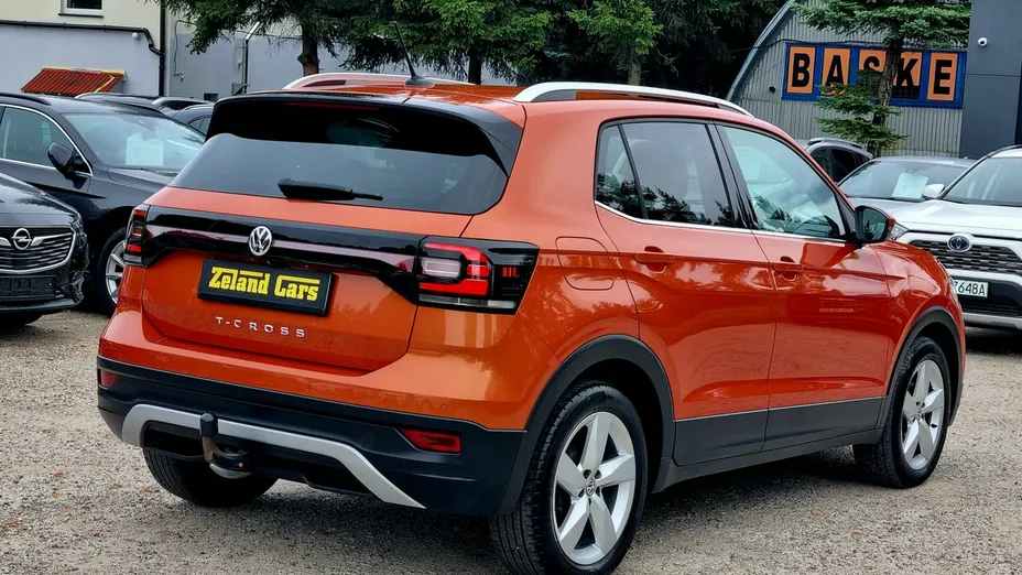 VOLKSWAGEN T-Cross -