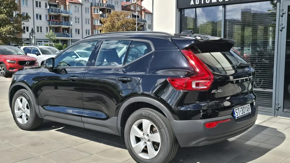 VOLVO XC40 -