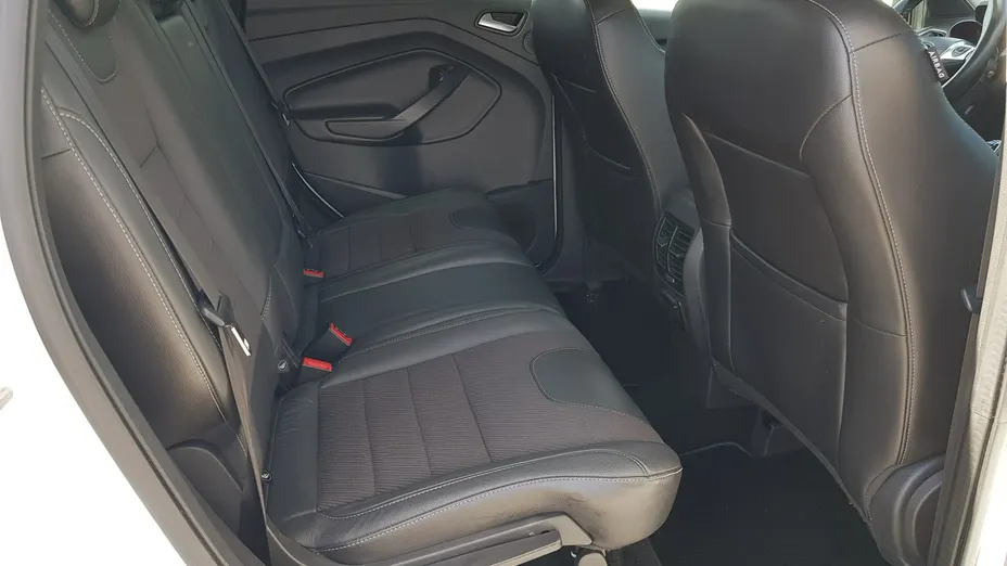 FORD Kuga -