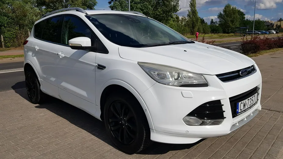 FORD Kuga -