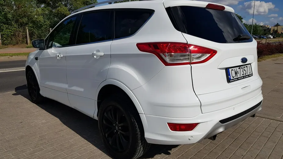 FORD Kuga -