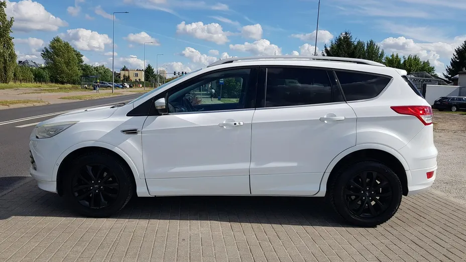 FORD Kuga -
