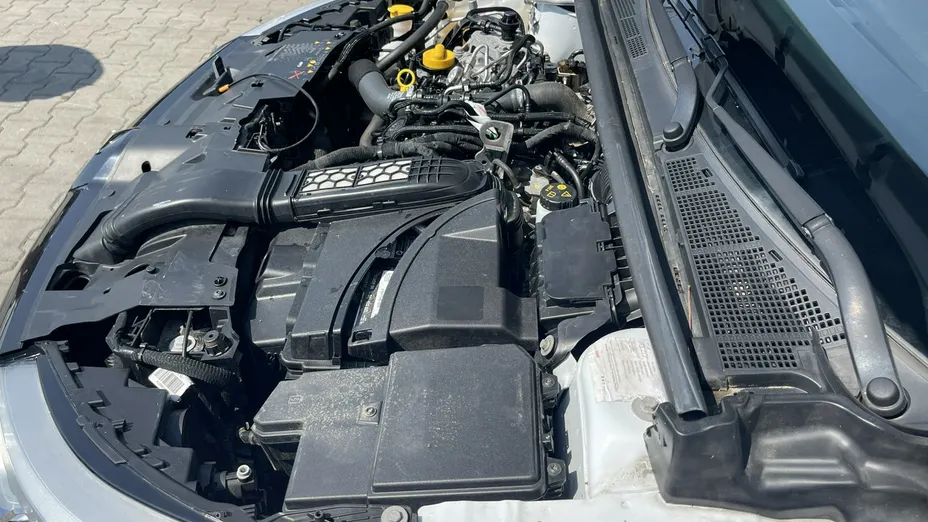 RENAULT Megane -