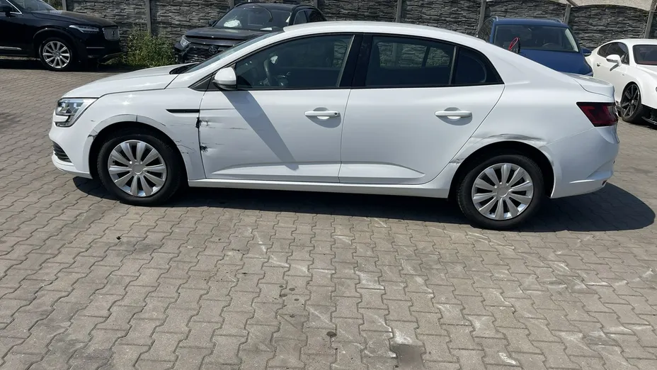 RENAULT Megane -