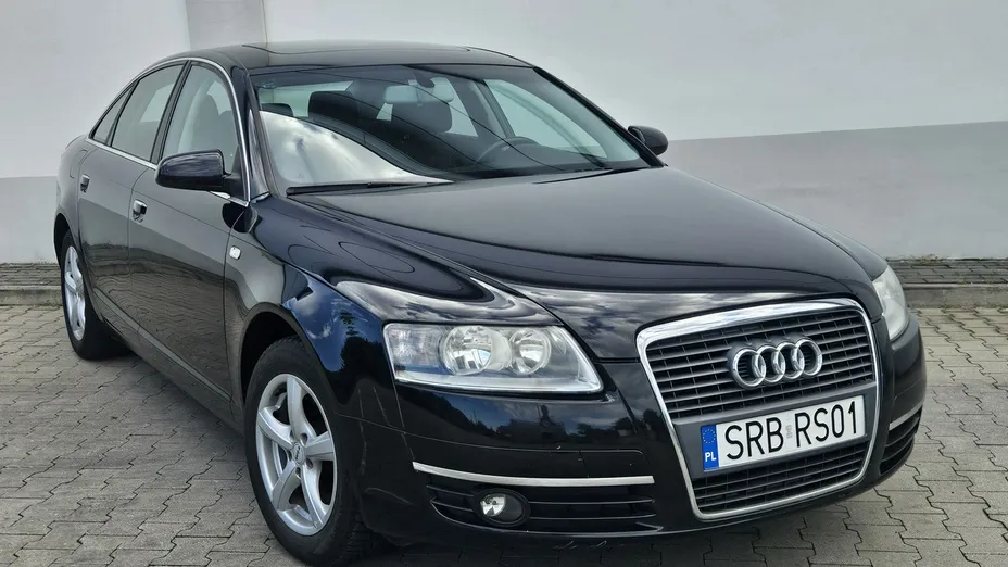 AUDI A6 -
