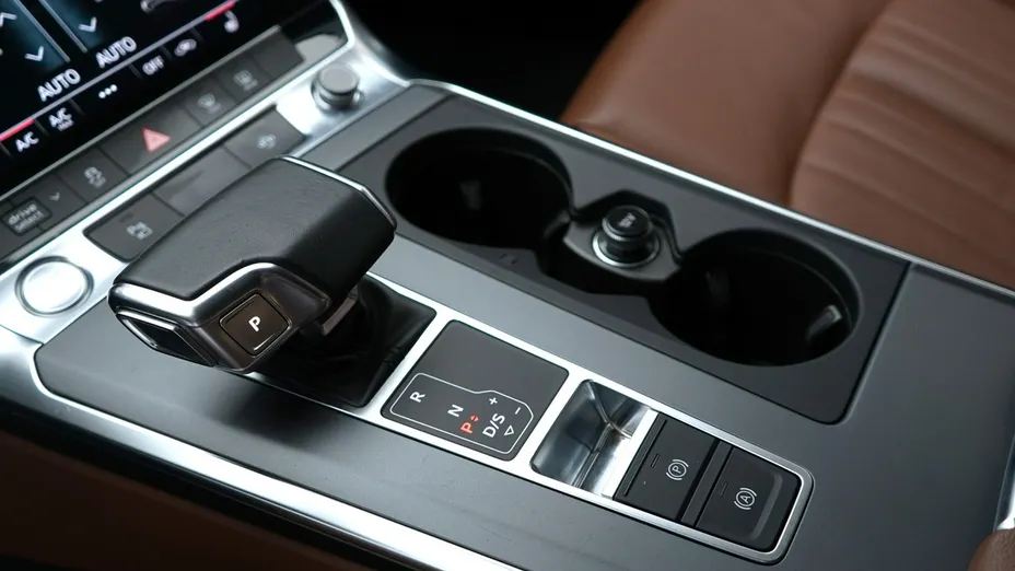 AUDI A6 Avant -