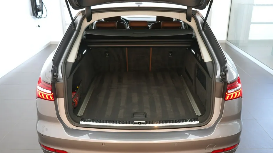 AUDI A6 Avant -