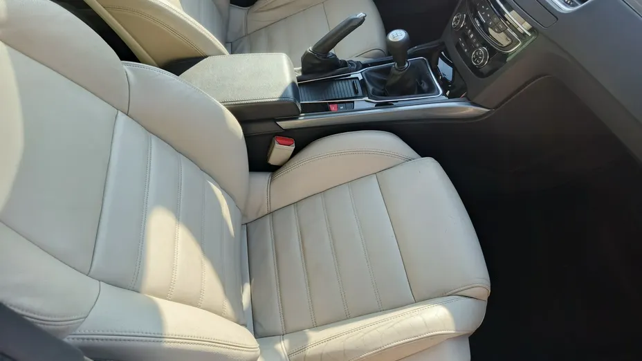 PEUGEOT 508 -