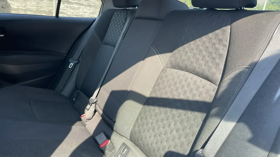 TOYOTA Corolla -