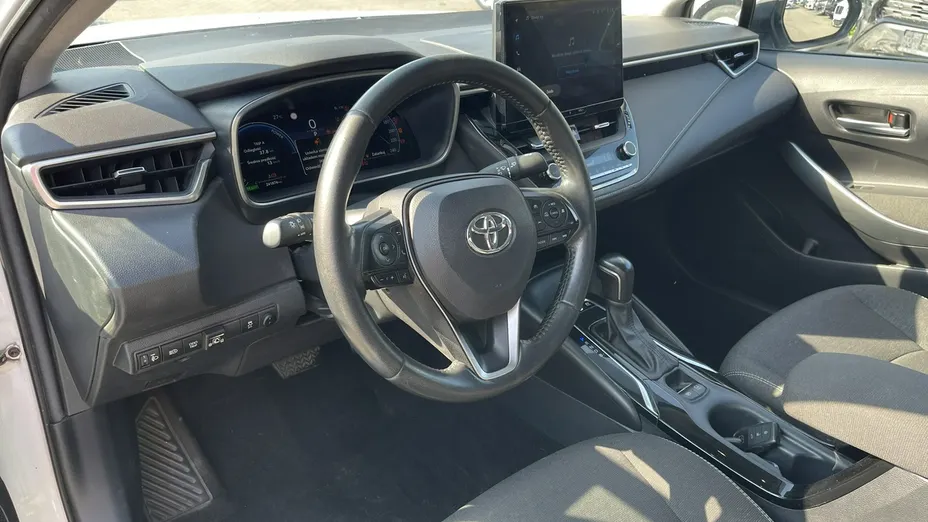 TOYOTA Corolla -