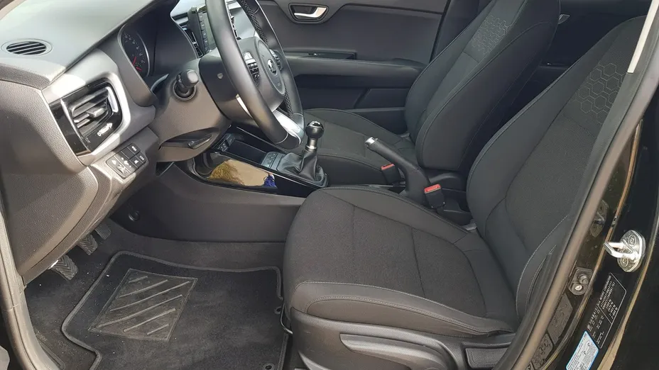 KIA Rio -