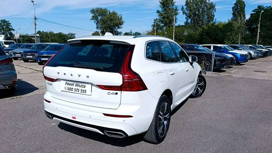 VOLVO XC60 -