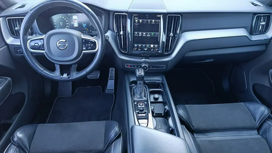 VOLVO XC60 -