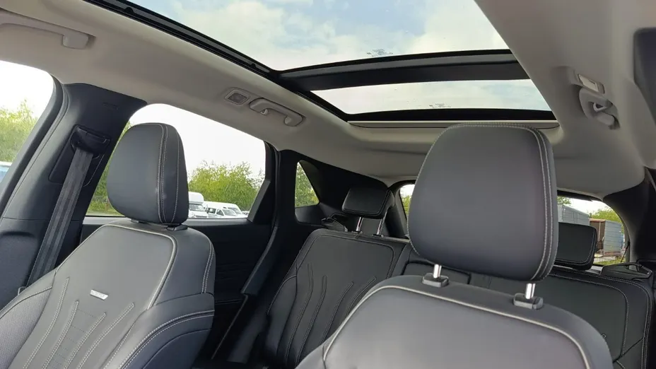 FORD Kuga -