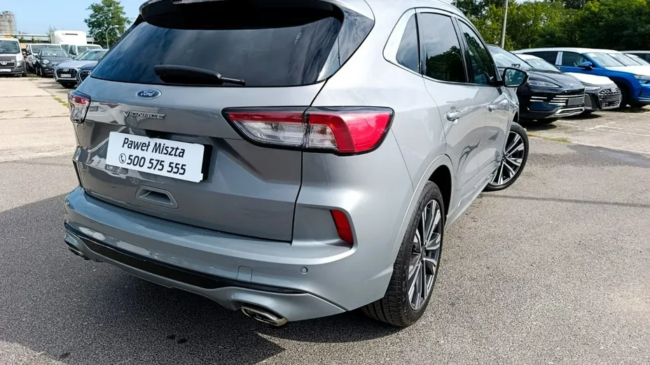 FORD Kuga -