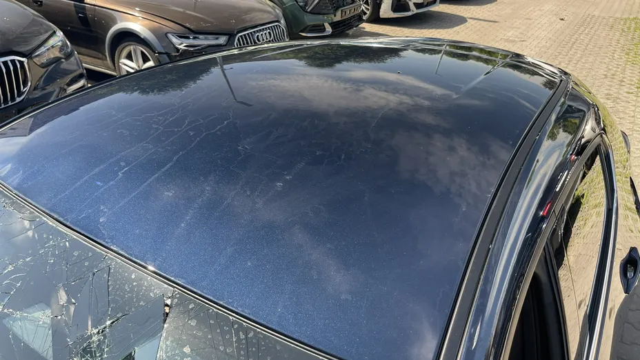 MAZDA 3 -