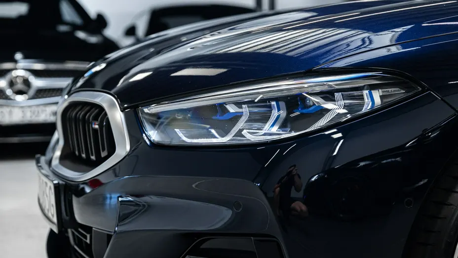 BMW Seria 8 -