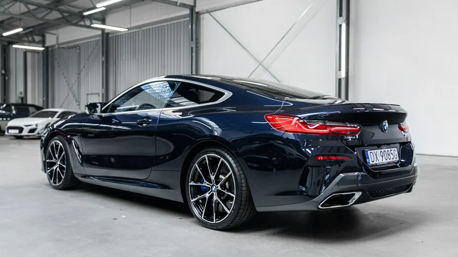 BMW Seria 8 -