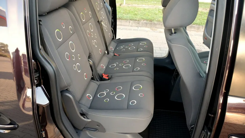 VOLKSWAGEN Caddy -