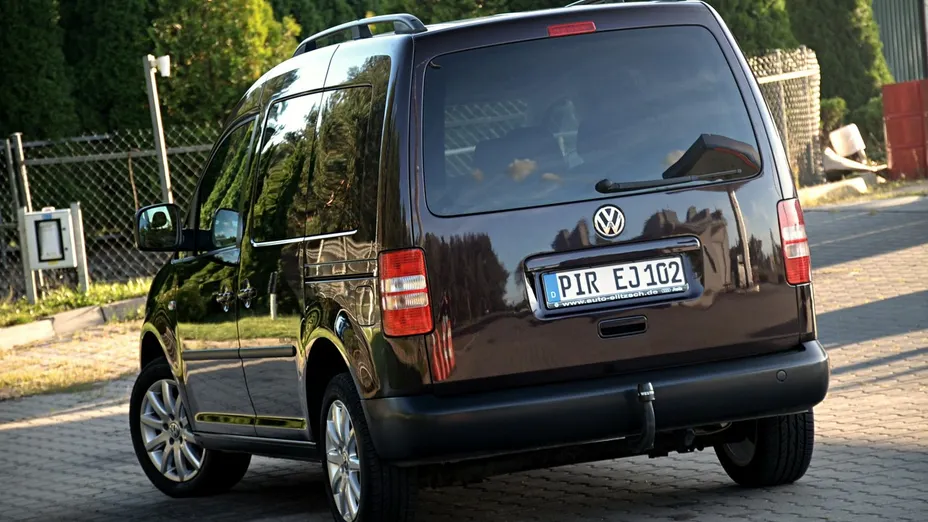 VOLKSWAGEN Caddy -