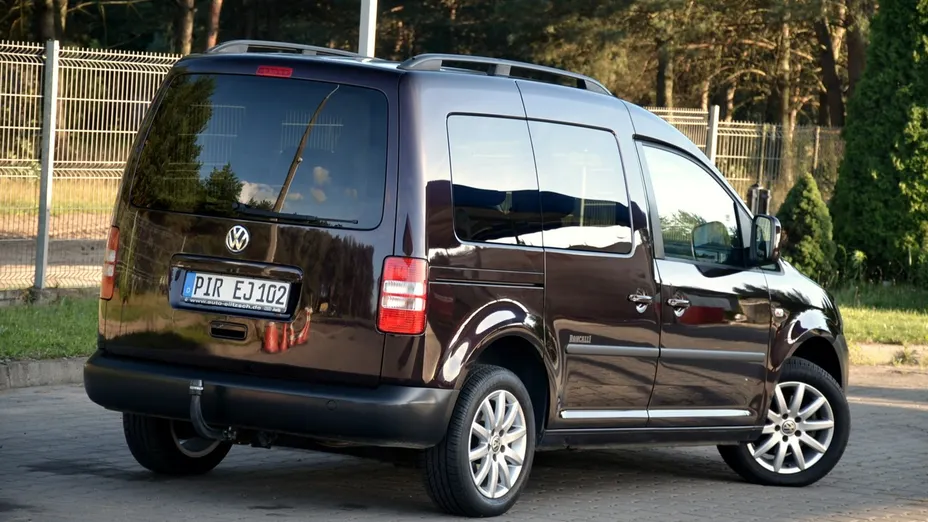 VOLKSWAGEN Caddy -